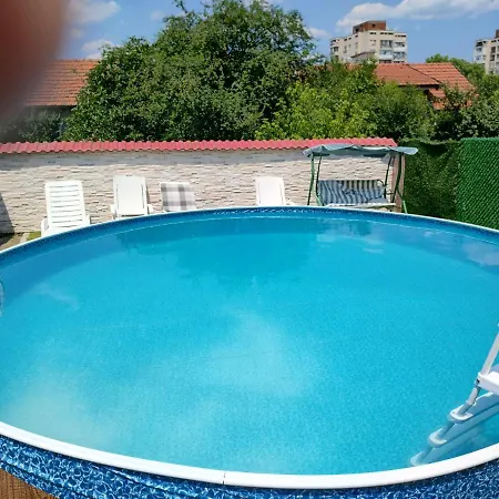 Guest house къща карби